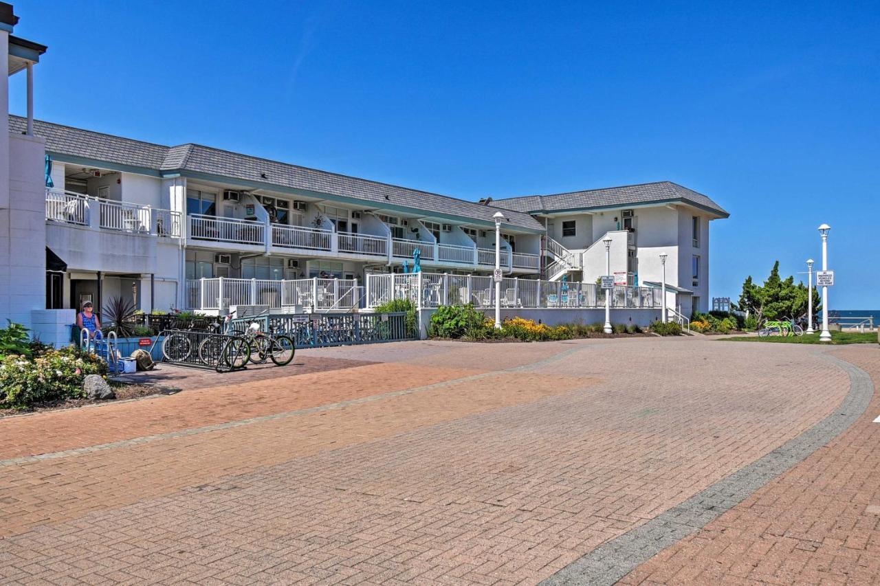 Oceanfront Resort Studio On Virginia Beach! Exterior photo